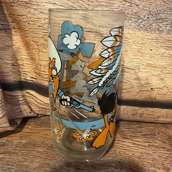Vintage 1979 Pepsi Looney Tunes Glass Collector Series Daffy Duck Bugs Bunny Sam - Picture 4 of 6